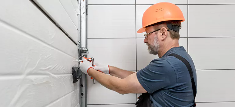Commercial Garage Door Repair in Kissimmee, FL