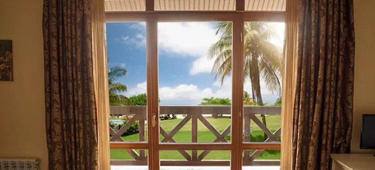 Residential Garden Window Enclosure Repair in Kissimmee, FL