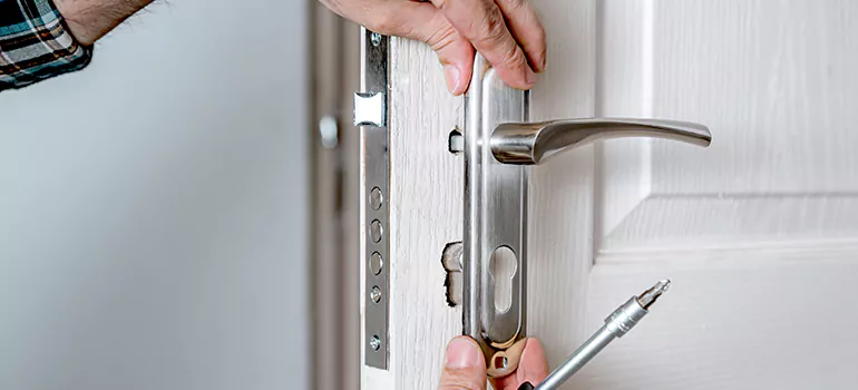 Front Door Knob Repair in Kissimmee, FL